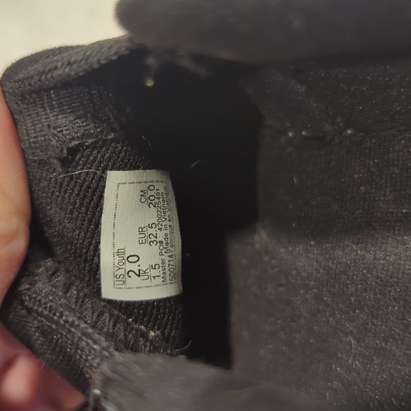 Van - Picture 3 of 3